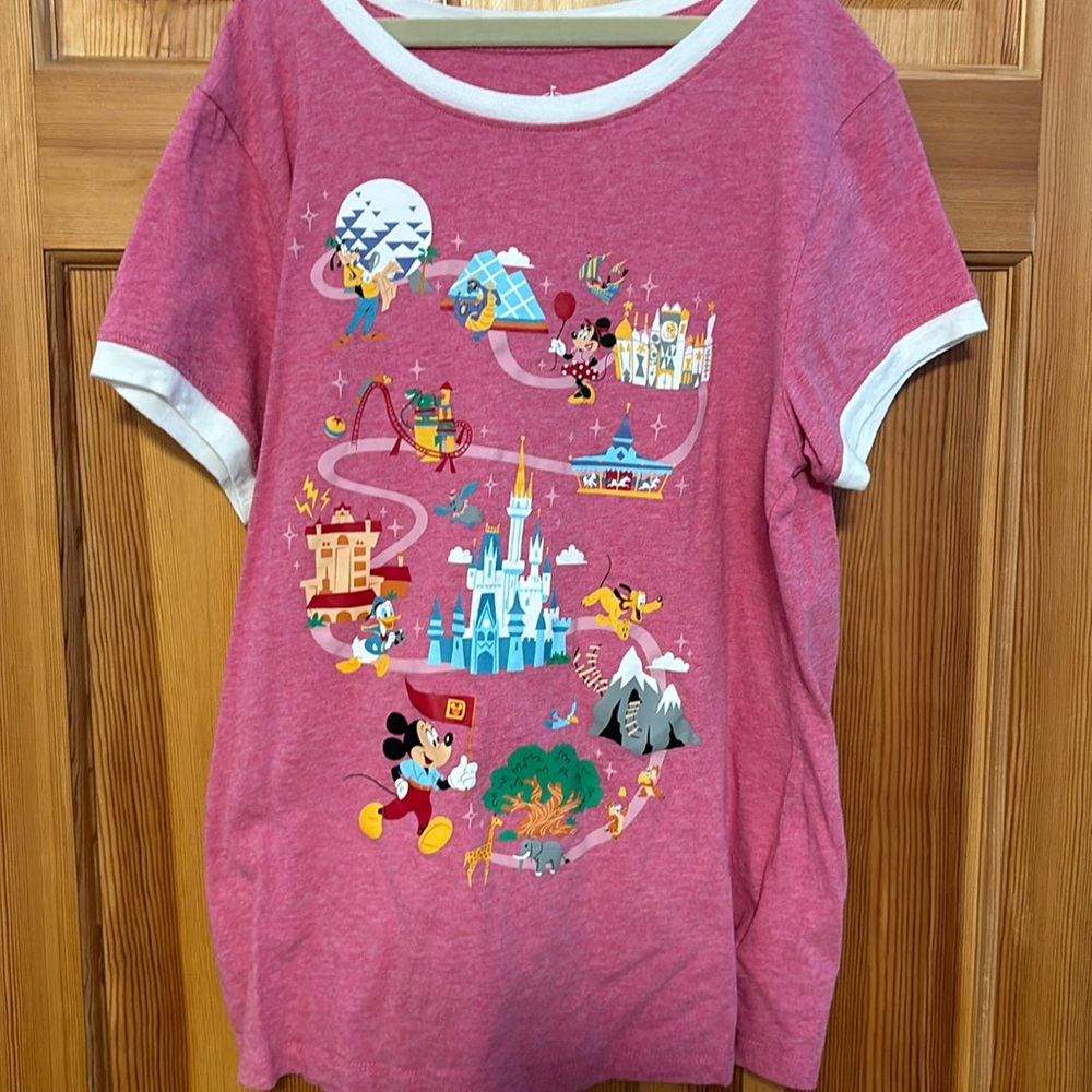 Walt Disney World Pink Park T-Shirt Women’s Medium